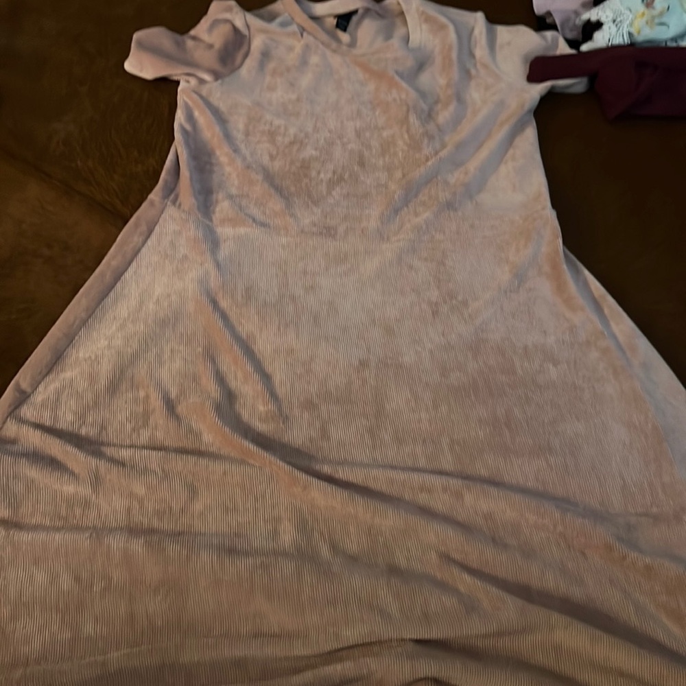 Girls pink velvet dress
